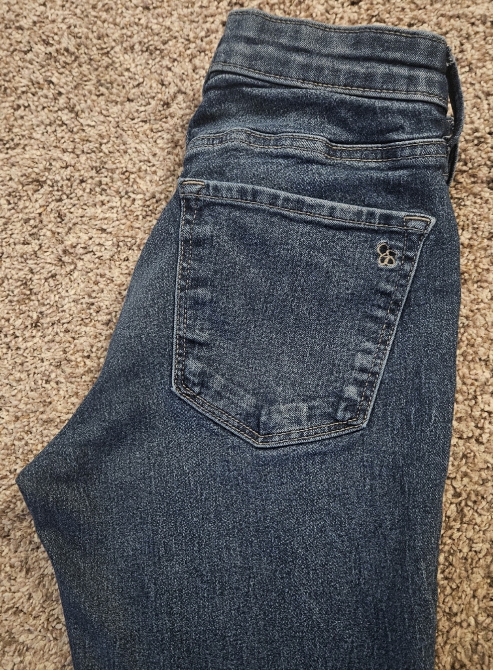Jessica Simpson Kiss Me Skinny Jeans - Picture 2 of 3